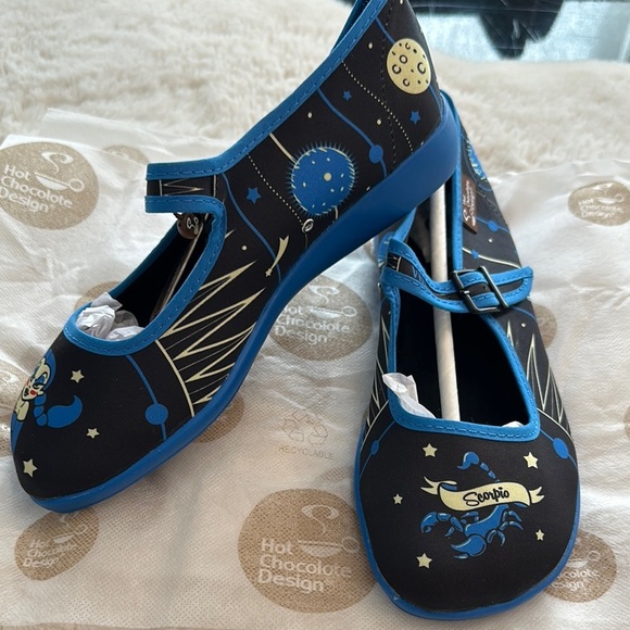 Blue and Black Flats with Decorative Embellishments - Picture 3 of 5